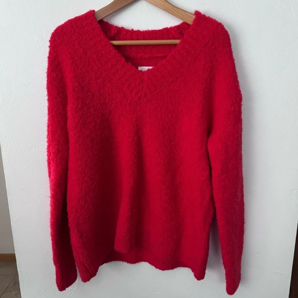 aerie red fuzzy v neck medium weight oversized sweater Size XS